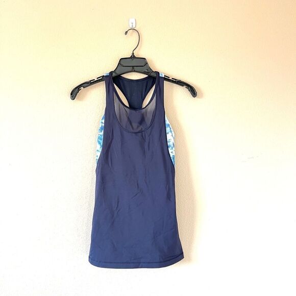 Lululemon Mesh With Me Tank - Picture 3 of 9